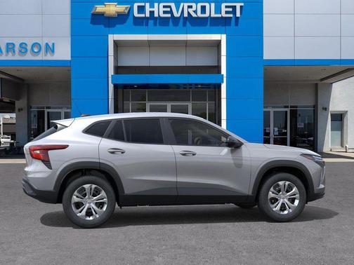 Sterling Gray Metallic 2026 Chevrolet Trax LS