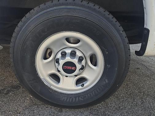 Summit White 2024 GMC Savana 2500 Work Van