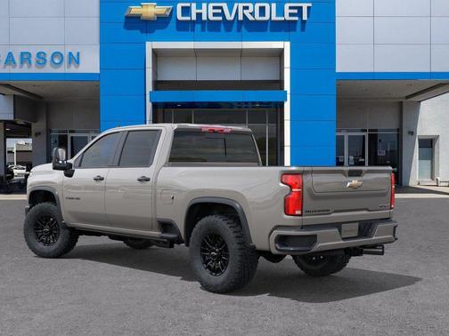 White Sands 2026 Chevrolet Silverado 2500 Crew Cab, Standard Bed, XR2, 4WD