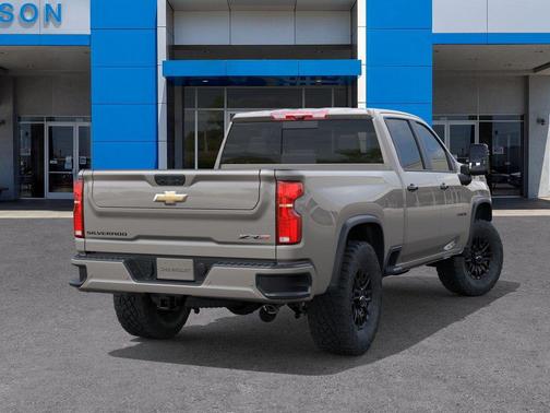 White Sands 2026 Chevrolet Silverado 2500 Crew Cab, Standard Bed, XR2, 4WD