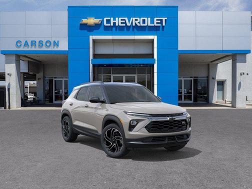 Iridescent Pearl Tricoat 2026 Chevrolet Trailblazer RS