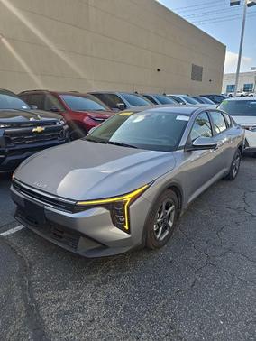 Steel Gray 2025 Kia K4 LXS