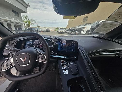 2024 Chevrolet Corvette Stingray w/2LT