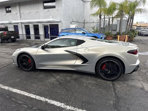 2024 Chevrolet Corvette Stingray w/2LT