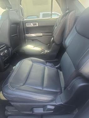 OXFORD WHITE 2023 Ford Explorer Limited