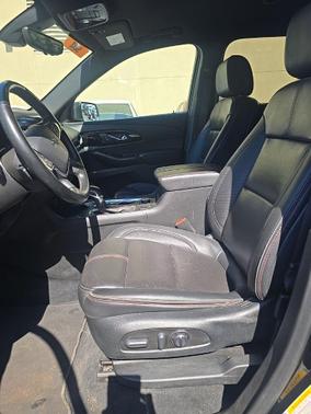 Mosaic Black Metallic 2023 Chevrolet Traverse RS