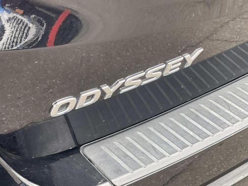 Crystal Black Pearl 2025 Honda Odyssey Sport-L