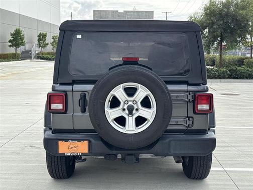 2022 Jeep Wrangler Unlimited Sport