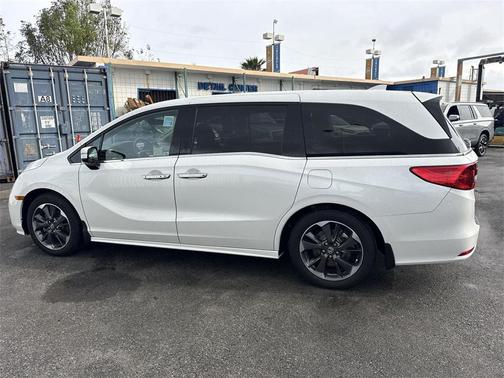 2022 Honda Odyssey Elite