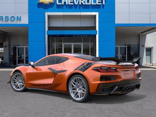 Sebring Orange Tintcoat 2026 Chevrolet Corvette Z06