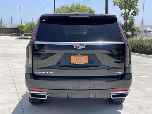 2023 Cadillac Escalade ESV Luxury