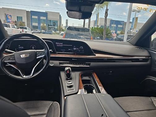 2023 Cadillac Escalade Premium Luxury