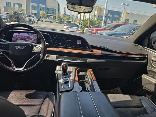 2022 Cadillac Escalade ESV Premium Luxury