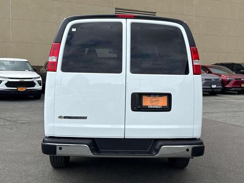 Summit White 2025 Chevrolet Express 3500 RWD 3500 Extended Wheelbase LT