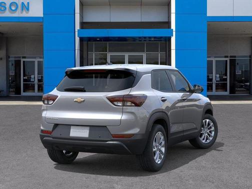 Sterling Gray Metallic 2026 Chevrolet Trailblazer LS