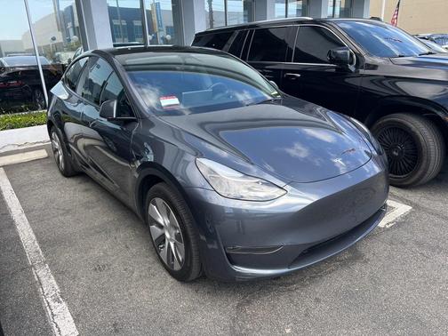 2023 Tesla Model Y Long Range Dual Motor All-Wheel Drive