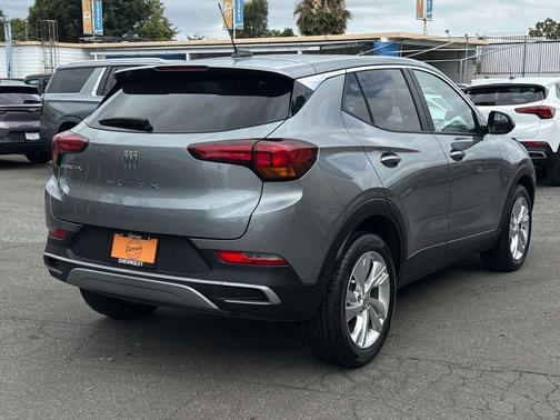 Moonstone Gray Metallic 2025 Buick Encore GX Preferred