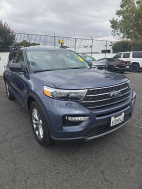 INFINITE BLUE MET TINTED CC 2021 Ford Explorer XLT