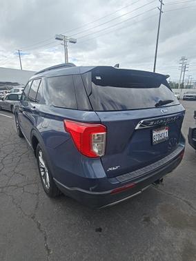 INFINITE BLUE MET TINTED CC 2021 Ford Explorer XLT