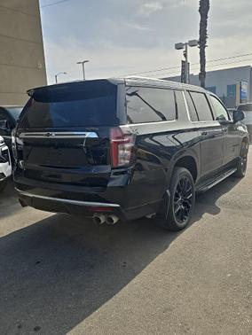 2024 Chevrolet Suburban Premier