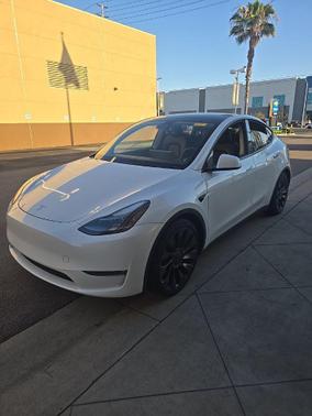 2023 Tesla Model Y Performance Dual Motor All-Wheel Drive