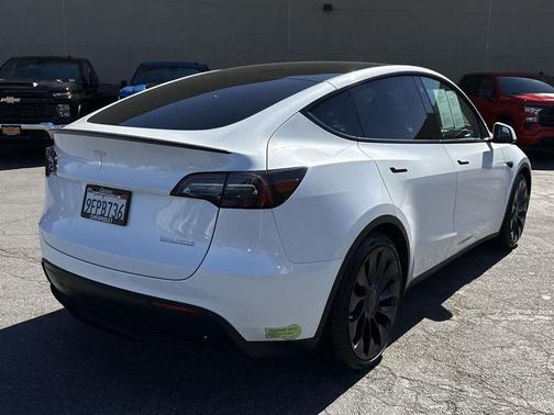 2023 Tesla Model Y Performance Dual Motor All-Wheel Drive