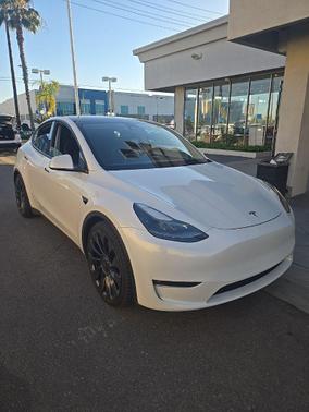 2023 Tesla Model Y Performance Dual Motor All-Wheel Drive
