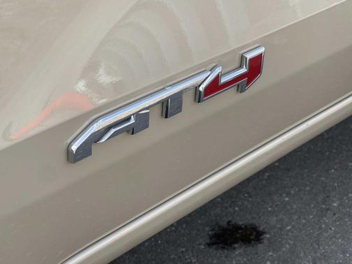 Desert Sand Metallic 2024 GMC Canyon AT4