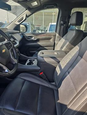 2024 Chevrolet Suburban LT