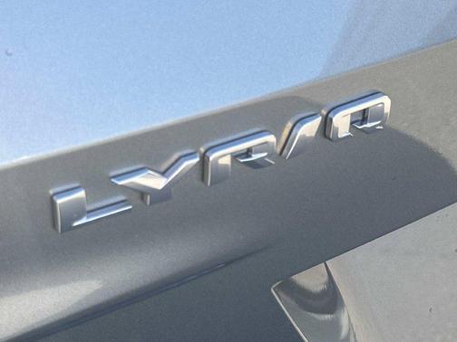Argent Silver Metallic 2024 Cadillac LYRIQ Tech
