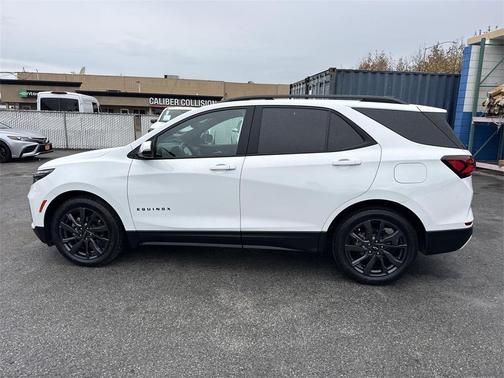 2022 Chevrolet Equinox FWD RS