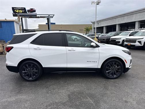 2022 Chevrolet Equinox FWD RS