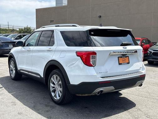 OXFORD WHITE 2023 Ford Explorer Limited