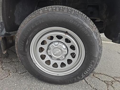 2024 Chevrolet Colorado WT