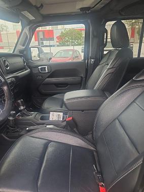 Black Clearcoat 2021 Jeep Wrangler Unlimited 4xe Sahara