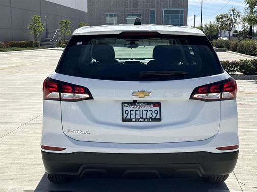 2022 Chevrolet Equinox LS