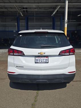 2022 Chevrolet Equinox LS