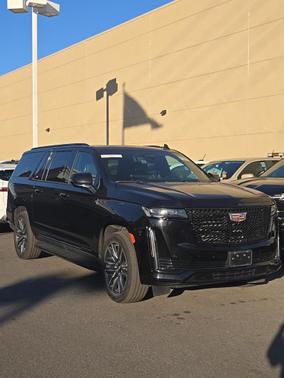 2023 Cadillac Escalade ESV Sport