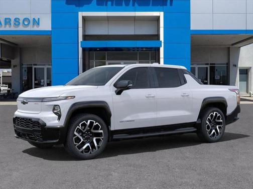 2025 Chevrolet Silverado EV RST