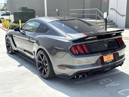 2019 Ford Shelby GT350 Base