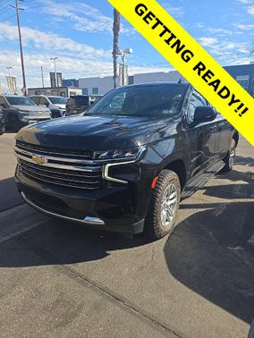 2024 Chevrolet Suburban LT
