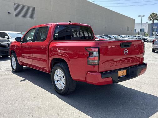 Red Alert 2022 Nissan Frontier SV