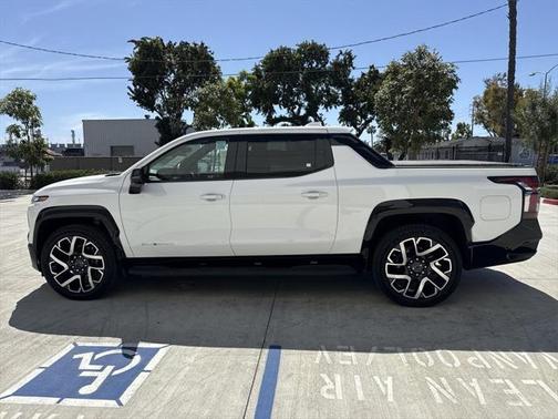 2024 Chevrolet Silverado EV First-Edition RST 4WD