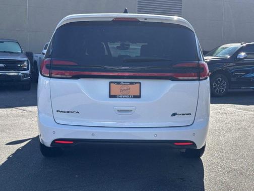 Bright White Clearcoat 2024 Chrysler Pacifica Hybrid S Appearance Pkg