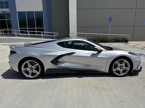 2020 Chevrolet Corvette Stingray w/3LT
