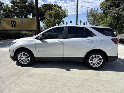 2022 Chevrolet Equinox LS