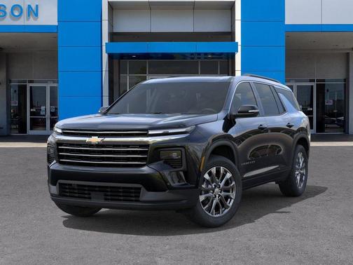 Mosaic Black Metallic 2026 Chevrolet Traverse LT