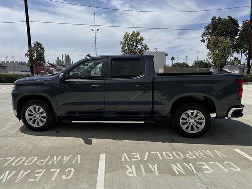 Shadow Gray Metallic 2022 Chevrolet Silverado 1500 Limited LT