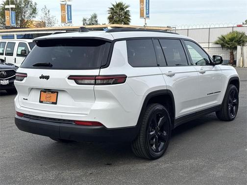 2023 Jeep Grand Cherokee L Altitude