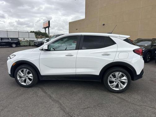 Summit White 2025 Buick Encore GX Preferred